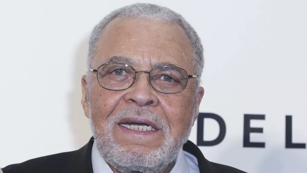 James Earl Jones and Cecilia Hart attend Drama League Annual Musical Celebration of Broadway Honoring James Earl Jones in The Pierre Hotel. New York^ NY - February 02^ 2015