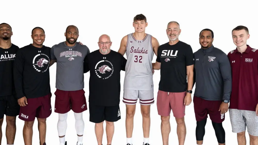 siu-mbb-ty-laur-commits