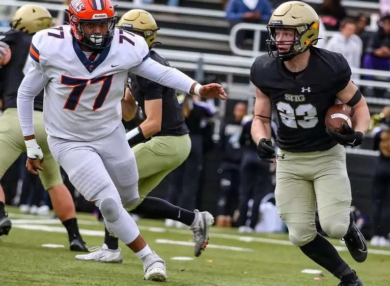 576186819_1592921882065928_1439693044219070108_n