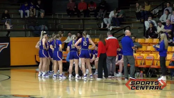 breese-central-vs-nashville-girls-basketball-sectional-final_preview-0000000