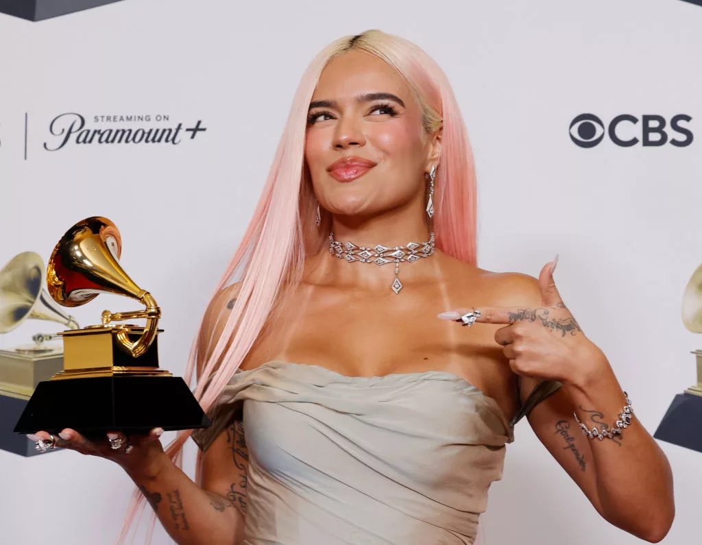 66th GRAMMY Awards - Press Room LOS ANGELES, CALIFORNIA - FEBRUARY 04: (FOR EDITORIAL USE ONLY) Karol G, winner of the "Best Música Urban Album" award for "Mañana Será Bonito", poses in the press room during the 66th GRAMMY Awards at Crypto.com Arena on February 04, 2024 in Los Angeles, California. (Photo by Frazer Harrison/Getty Images)