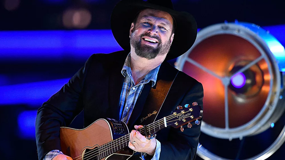 attachment-garth-brooks-nashville-bar
