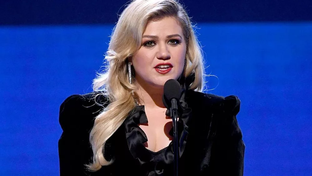 attachment-kelly-clarkson-show