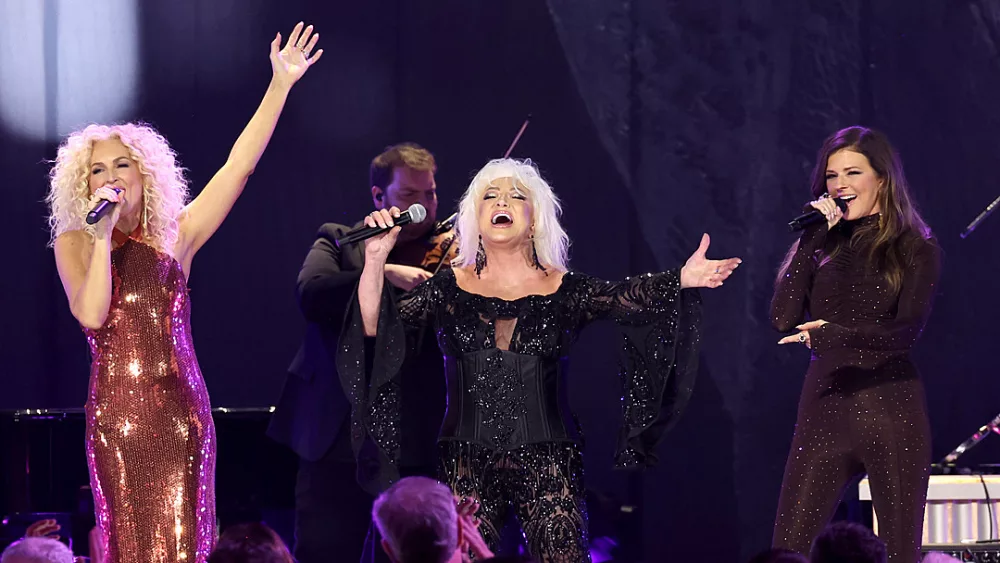attachment-tanya-tucker-cma-awards