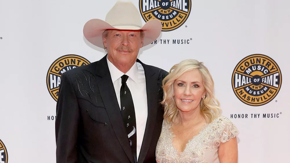 alan-jackson-denise-jackson-relationship-marriage