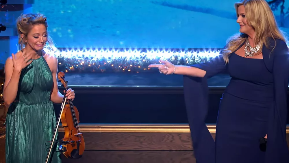 attachment-2023-cma-country-christmas-highlights