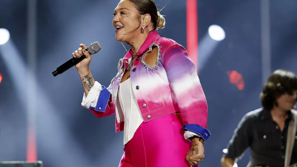 attachment-elleking1