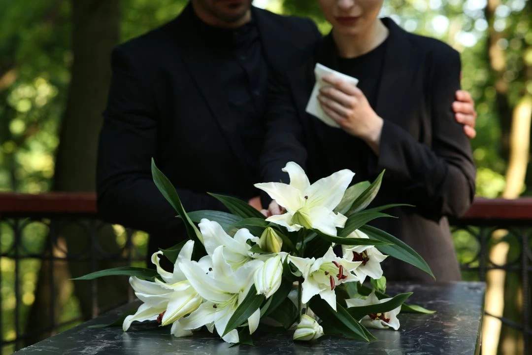 attachment-woman-grandma-funeral