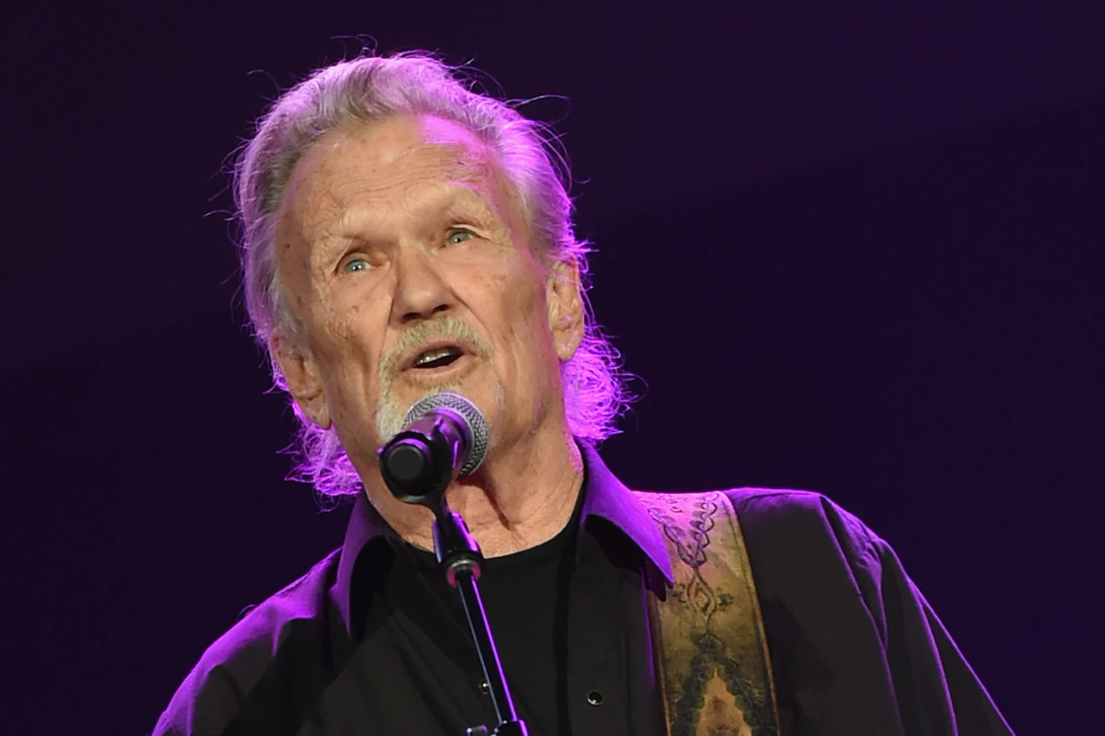attachment-kristofferson-quit-drinking