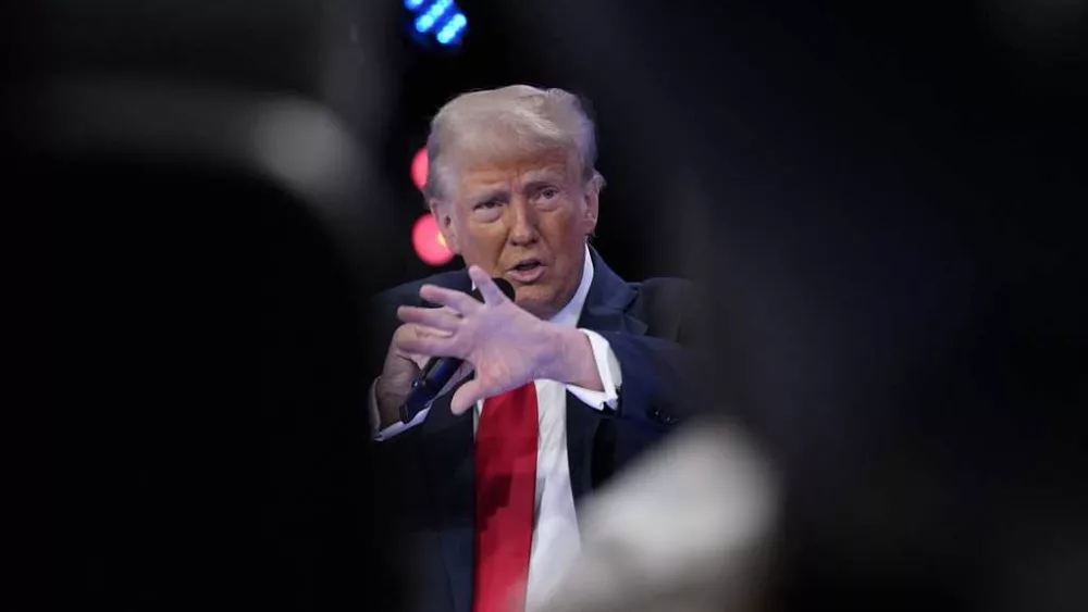 Alfred Molina, Geena Davis to star in The Duffer Brothers 'The Boroughs' for Netflix Z94