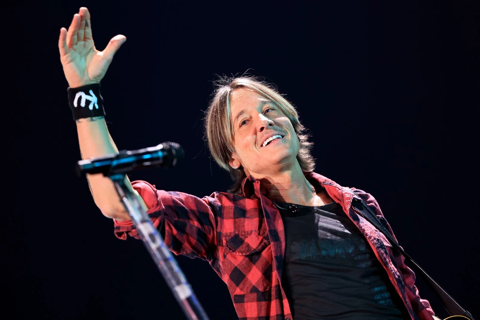 attachment-keithurban-3