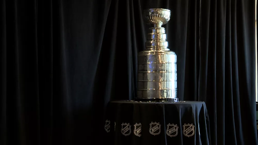 the-stanley-cup-makes-an-appearance-at-enmarket-arena-6768d8f25f34f901946