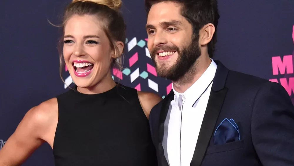 thomas-rhett-lauren-akins-birthday-message