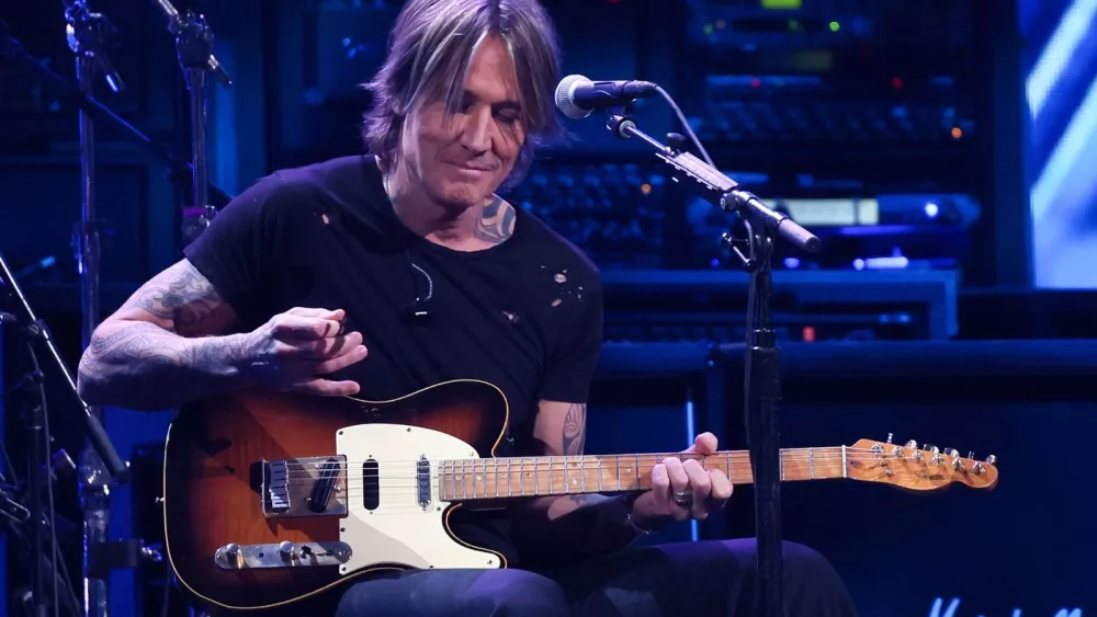 attachment-keithurban-5