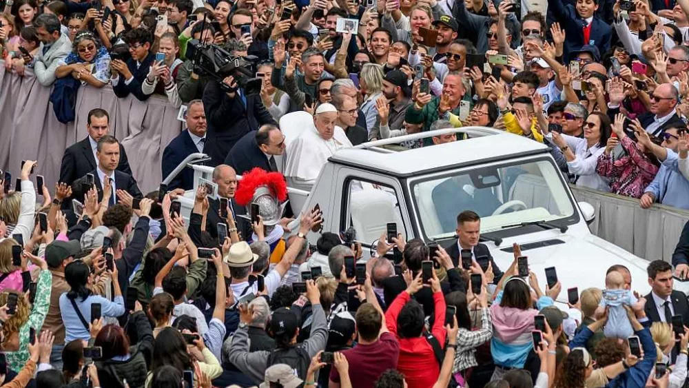 popemobile-681806c016ef6649166