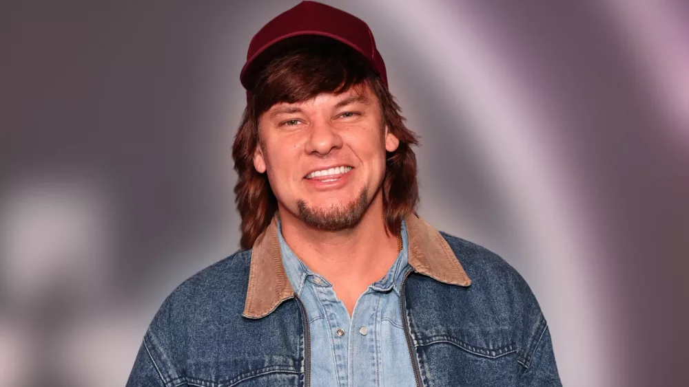 attachment-theo-von-choking