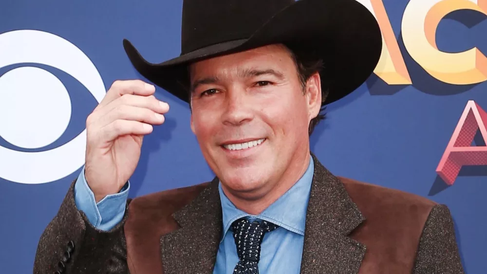 attachment-claywalker