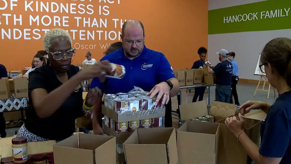 food-relief-boxes-6877dd6f83f92480984