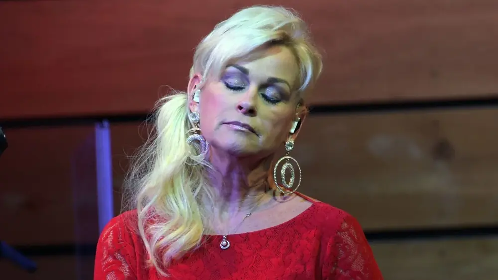 attachment-lorrie-morgan-husband-dead1