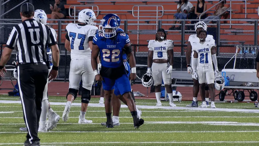 savannah-state-linebacker-darrian-bell-celebrates-after-a-sack-against-shorter-in-the-second-half-68bd03d20bbd3459191