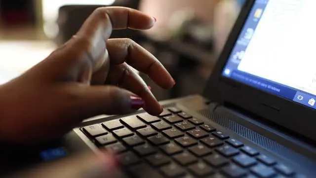 laptops-1596460377668182