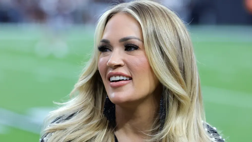 attachment-carrie-underwood-snf-1-1