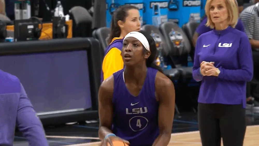 savannah-native-flau-jae-johnson-gears-up-for-senior-year-at-lsu-68d5fab354b81814404