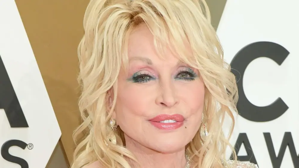 attachment-dollyparton-3-2
