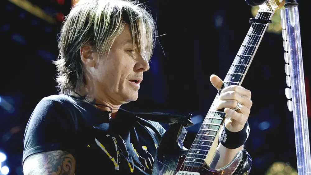 attachment-keith-urban-penn