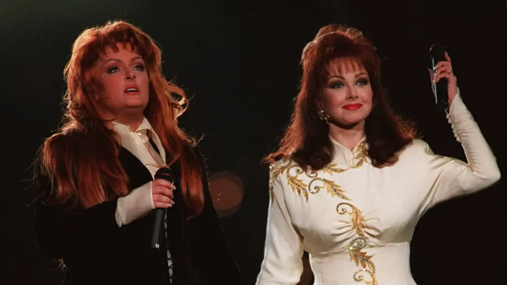 the-judds-why-not-me-debut-album-2