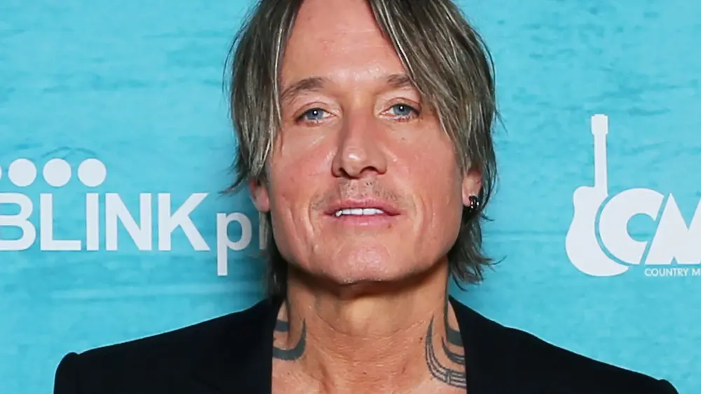 attachment-keithurban-4-2