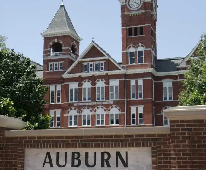 auburn-68f595356fabb