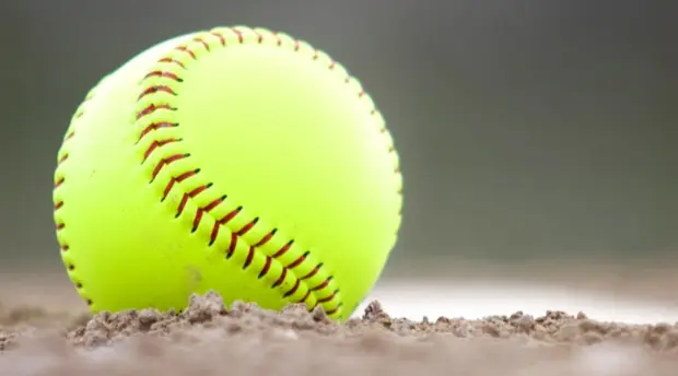 softball-png-1571276851353889