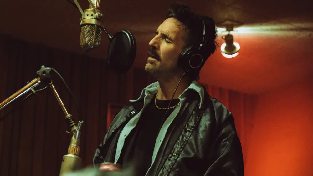 attachment-jake-owen-interview-dreams-to-dream