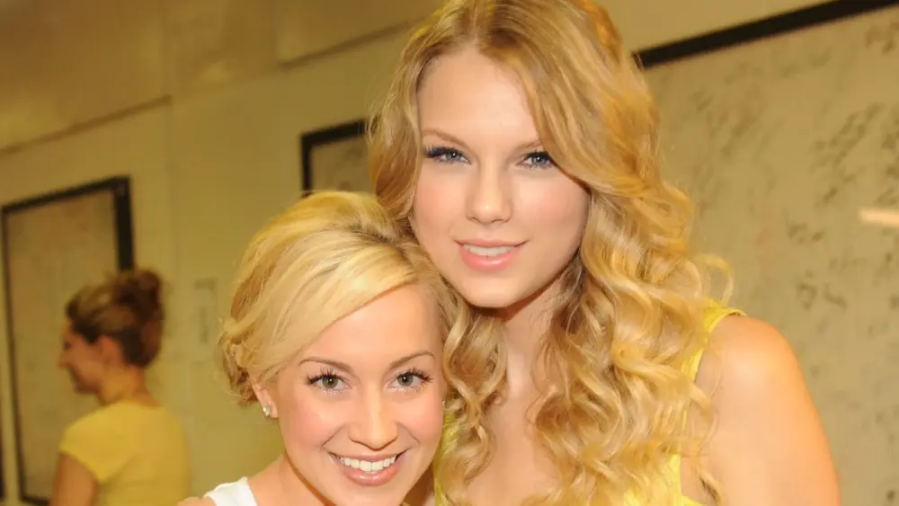 attachment-taylor-swift-kellie-pickler