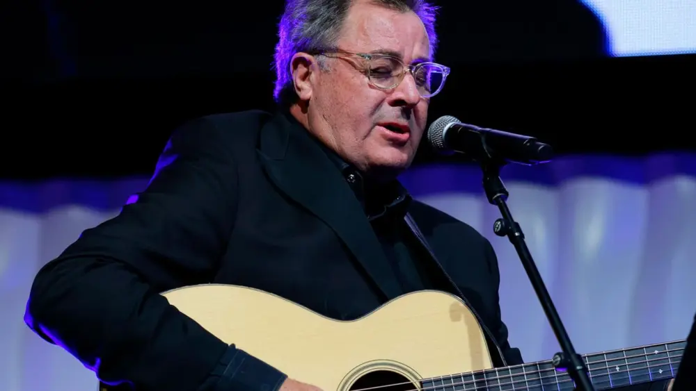 attachment-vincegill-1