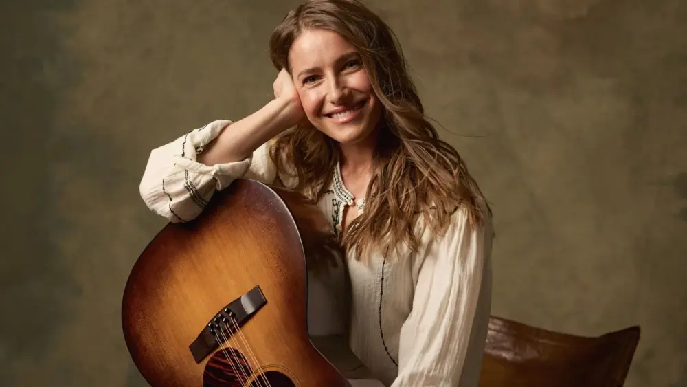 attachment-caroline-jones-2