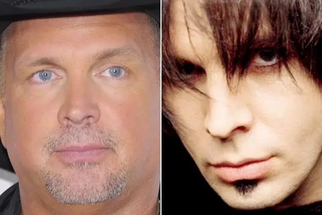 garth-and-chris-gaines-2