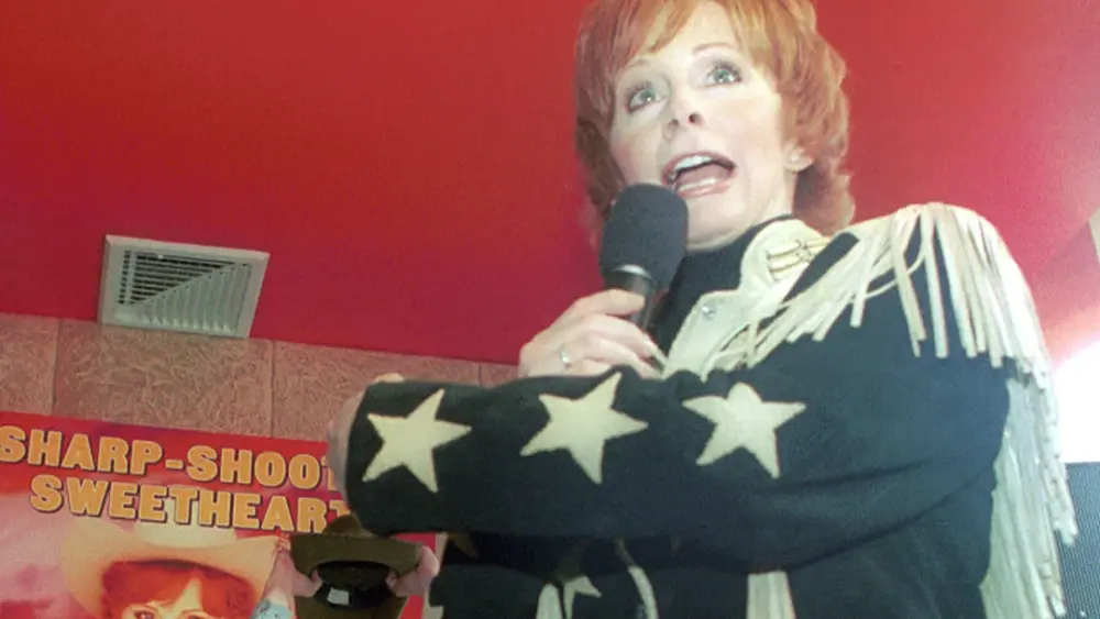 reba-mcentire-cant-even-get-the-blues-no-1