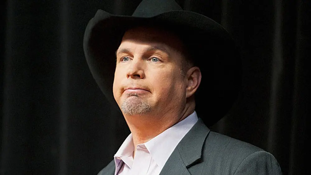 attachment-garth-brooks-lawsuit-lisa-sanderson