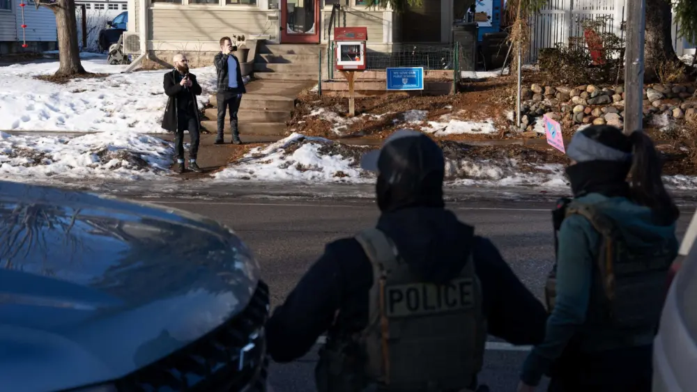 cnn-l19jb21wb25lbnrzl2ltywdll2luc3rhbmnlcy9jbwxtdxflemowmdaxm2i2cg05agl3ohpi-l19jb21wb25lbnrzl2fydgljbguvaw5zdgfuy2vzl2ntbg1zegwxntawndayn295mdfhbjjwczg-jpg-69939cef5198e721297