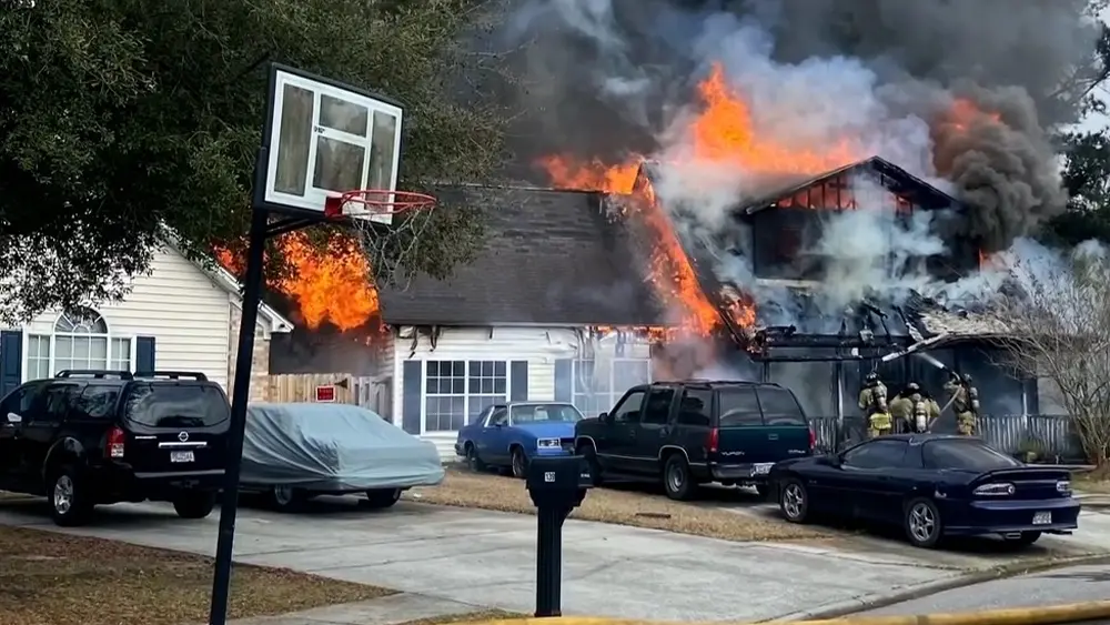 house-fire-69976898eff67326733