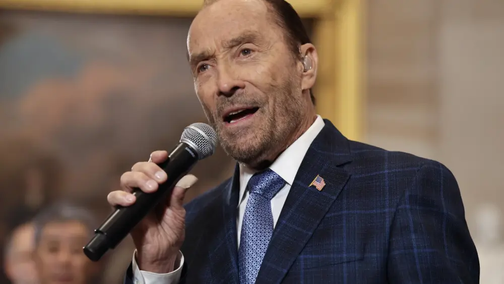 attachment-lee-greenwood-donald-trump-2