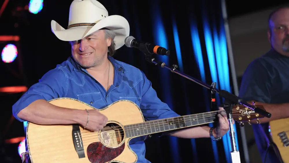 attachment-garth-mark-chesnutt