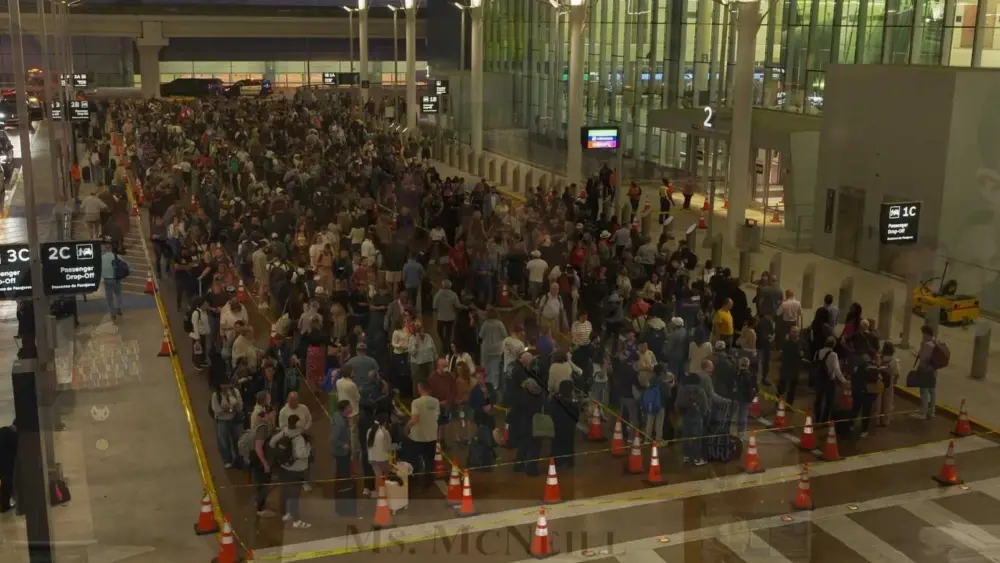 airportsss-69c516ae8b58d833353