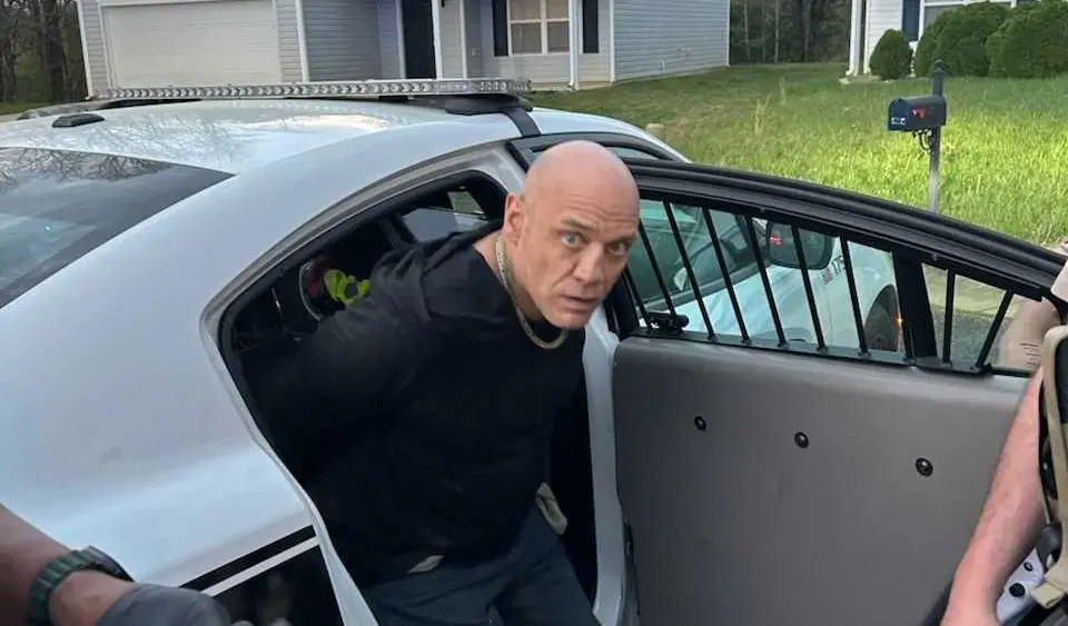 jojo-69c7b5ab76b49361784