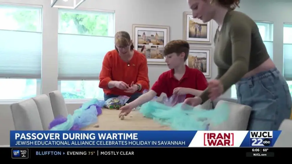 c5c121f0-8d30-4874-ba47-81abdd4a8bff923928