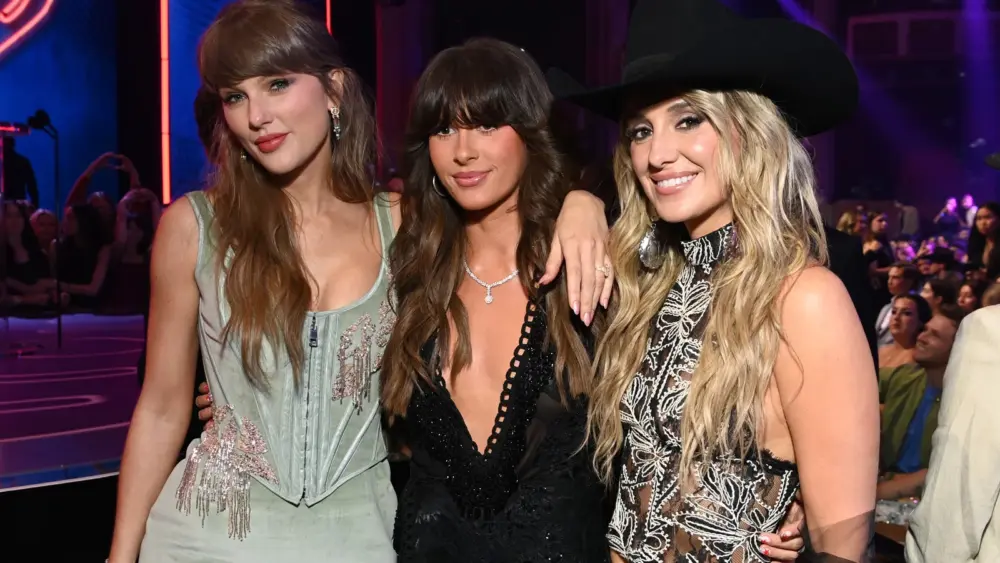 attachment-taylor-swift-ella-langley-lainey-wilson