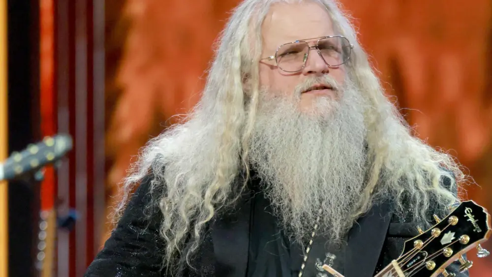 attachment-jamey-johnson-tour-picture