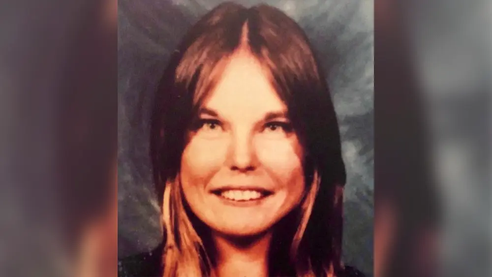 dean-marie-chambers-6630f8fd77d4690854